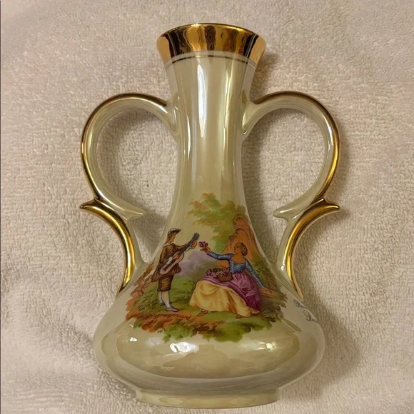Gold-Trim Porcelain Gold Double-Handled Decorative Vase - Pastel Scene